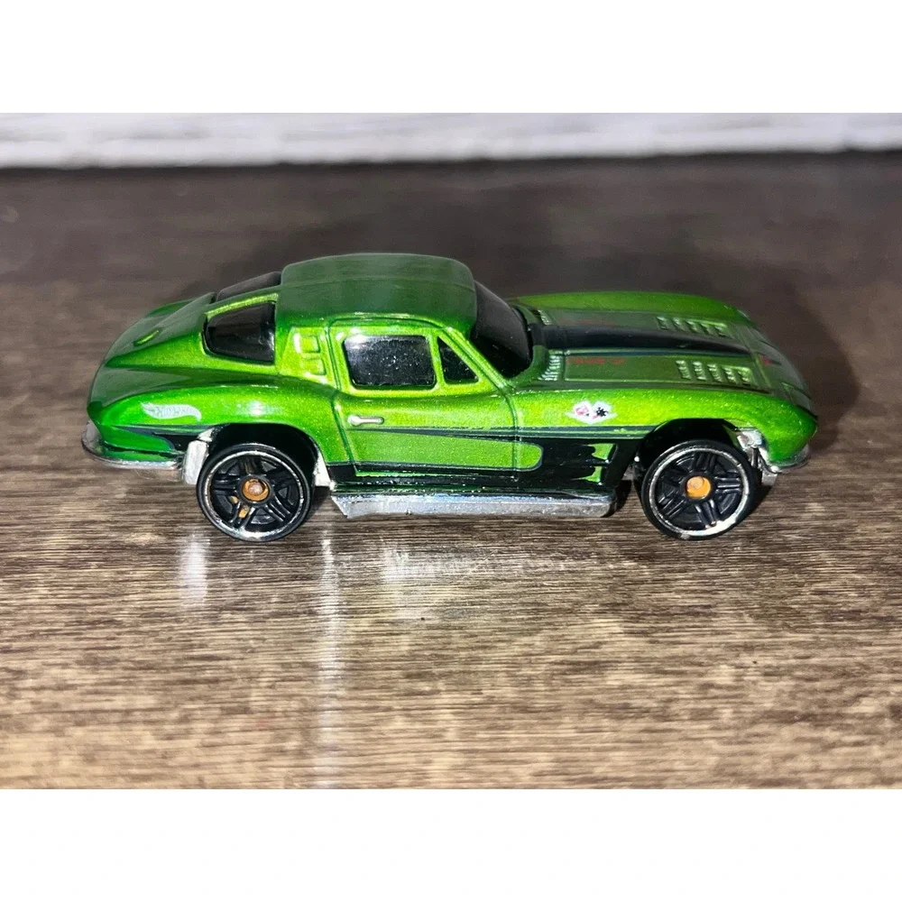 Hot Wheels‎ 1979 Corvette Stingray 327 Metallic Green w Black Stripes Loose EUC